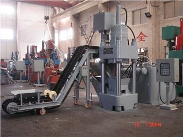 Hydraulické Brikety Produkt Kovové Piliny A Sůl